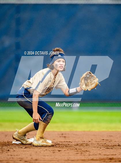 Thumbnail 1 in Hylton @ Charles J. Colgan photogallery.