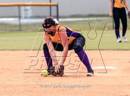 Thumbnail 3 in Corinth Holders vs. Amelia County photogallery.