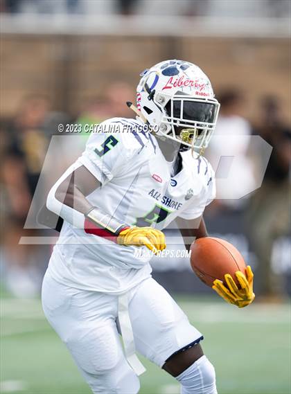Thumbnail 2 in All-Shore Gridiron Classic (Monmouth vs Ocean) photogallery.
