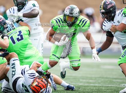 Thumbnail 3 in All-Shore Gridiron Classic (Monmouth vs Ocean) photogallery.