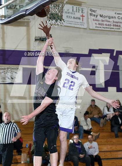 Thumbnail 1 in Lassen vs. Oroville (Dennis Burnum Tournament) photogallery.