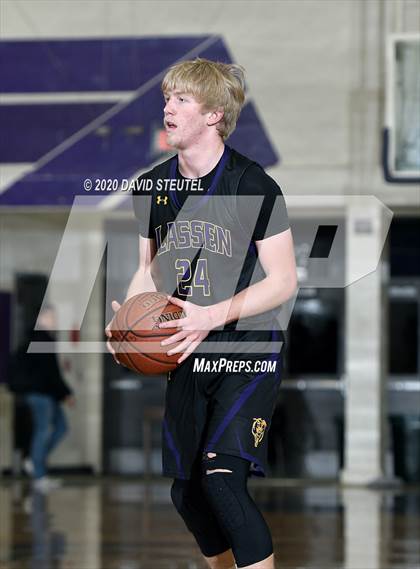 Thumbnail 3 in Lassen vs. Oroville (Dennis Burnum Tournament) photogallery.