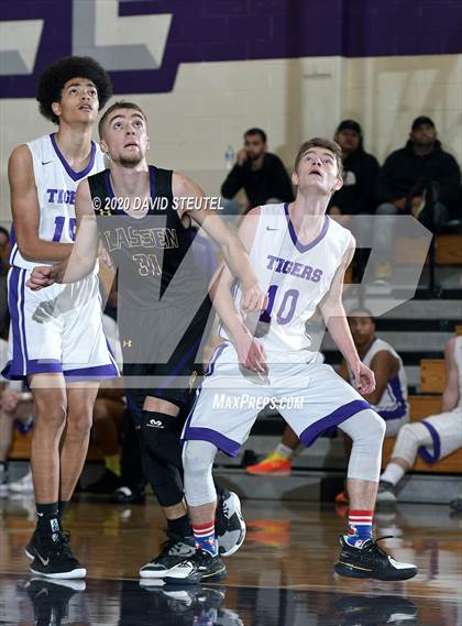 Thumbnail 3 in Lassen vs. Oroville (Dennis Burnum Tournament) photogallery.