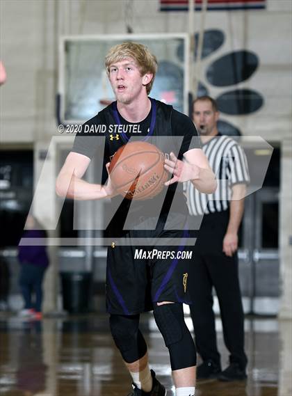 Thumbnail 1 in Lassen vs. Oroville (Dennis Burnum Tournament) photogallery.