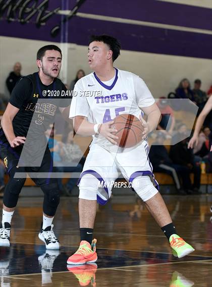 Thumbnail 2 in Lassen vs. Oroville (Dennis Burnum Tournament) photogallery.