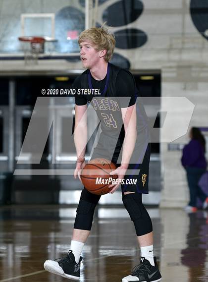 Thumbnail 3 in Lassen vs. Oroville (Dennis Burnum Tournament) photogallery.