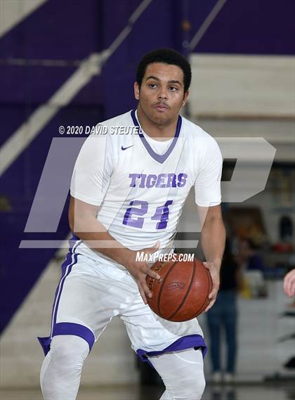 Thumbnail 1 in Lassen vs. Oroville (Dennis Burnum Tournament) photogallery.