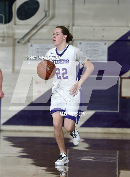 Thumbnail 1 in Lassen vs. Oroville (Dennis Burnum Tournament) photogallery.