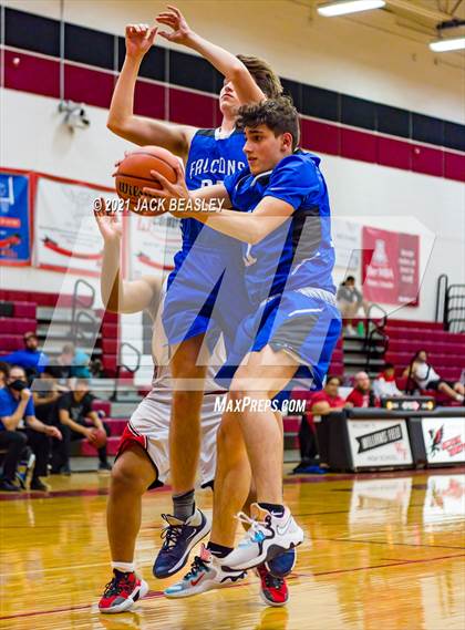 Thumbnail 1 in Catalina Foothills @ Williams Field photogallery.