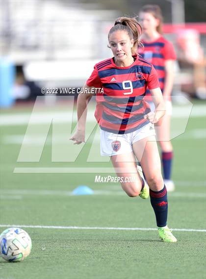 Thumbnail 2 in Davenport @ Wimberley photogallery.