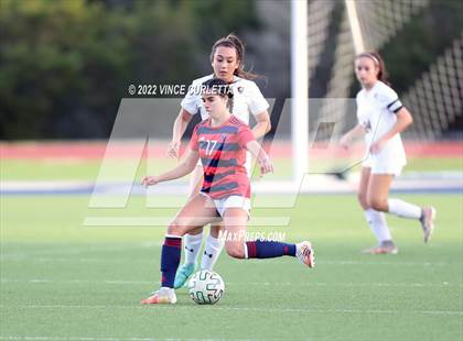 Thumbnail 2 in Davenport @ Wimberley photogallery.
