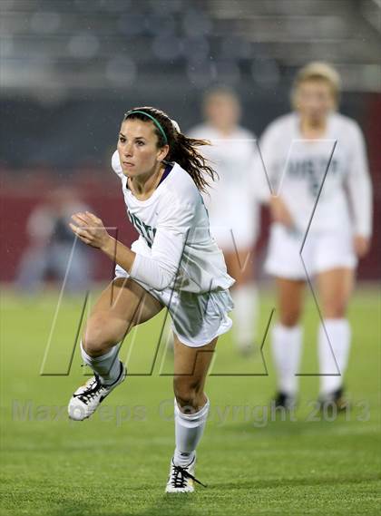 Thumbnail 2 in Mountain Vista vs. Rock Canyon (CHSAA 5A Final) photogallery.