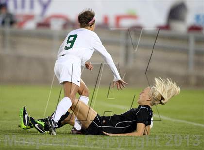 Thumbnail 2 in Mountain Vista vs. Rock Canyon (CHSAA 5A Final) photogallery.