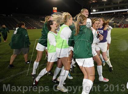 Thumbnail 2 in Mountain Vista vs. Rock Canyon (CHSAA 5A Final) photogallery.