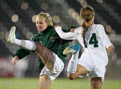 Thumbnail 2 in Mountain Vista vs. Rock Canyon (CHSAA 5A Final) photogallery.