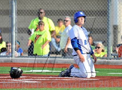 Thumbnail 1 in Windthorst vs Trenton (UIL 1A Region 2 Finals) photogallery.