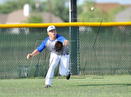 Thumbnail 3 in Windthorst vs Trenton (UIL 1A Region 2 Finals) photogallery.