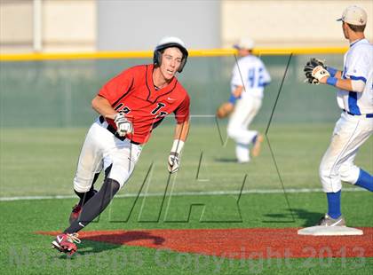 Thumbnail 3 in Windthorst vs Trenton (UIL 1A Region 2 Finals) photogallery.