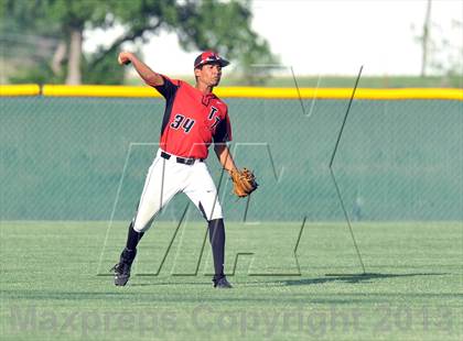 Thumbnail 2 in Windthorst vs Trenton (UIL 1A Region 2 Finals) photogallery.