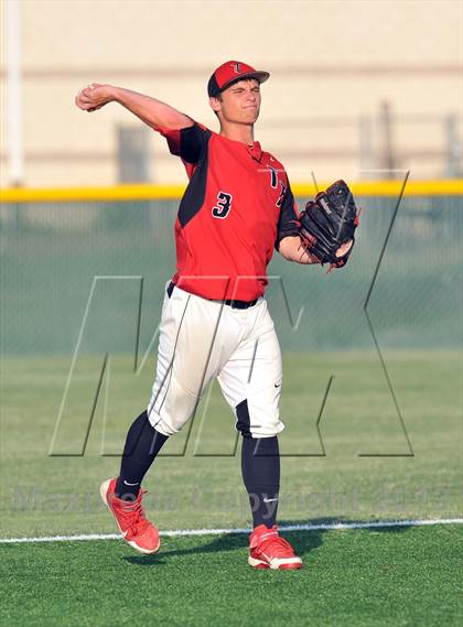 Thumbnail 3 in Windthorst vs Trenton (UIL 1A Region 2 Finals) photogallery.