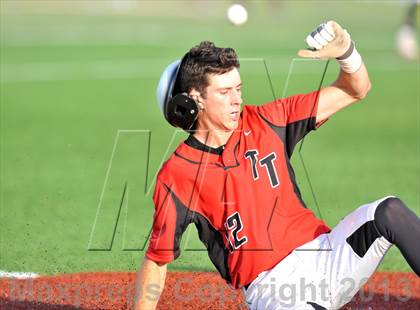 Thumbnail 2 in Windthorst vs Trenton (UIL 1A Region 2 Finals) photogallery.