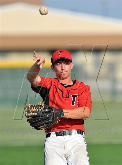Thumbnail 2 in Windthorst vs Trenton (UIL 1A Region 2 Finals) photogallery.