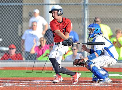 Thumbnail 2 in Windthorst vs Trenton (UIL 1A Region 2 Finals) photogallery.