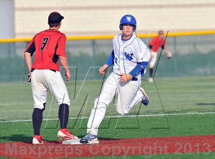 Thumbnail 2 in Windthorst vs Trenton (UIL 1A Region 2 Finals) photogallery.