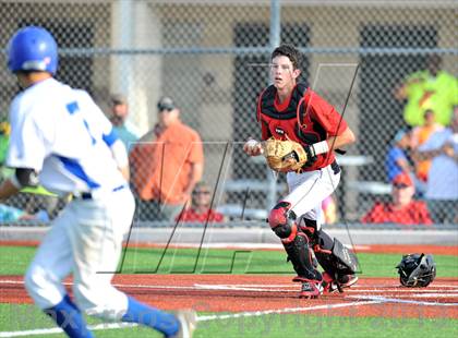 Thumbnail 3 in Windthorst vs Trenton (UIL 1A Region 2 Finals) photogallery.