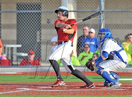 Thumbnail 2 in Windthorst vs Trenton (UIL 1A Region 2 Finals) photogallery.
