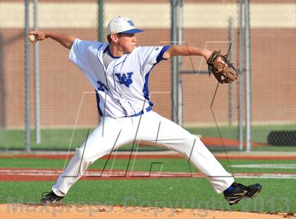 Thumbnail 2 in Windthorst vs Trenton (UIL 1A Region 2 Finals) photogallery.
