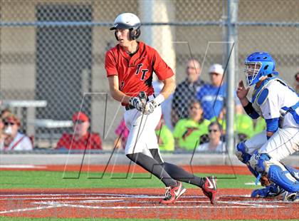 Thumbnail 3 in Windthorst vs Trenton (UIL 1A Region 2 Finals) photogallery.