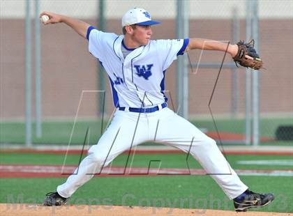 Thumbnail 2 in Windthorst vs Trenton (UIL 1A Region 2 Finals) photogallery.