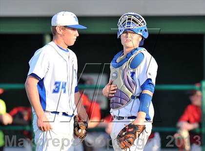 Thumbnail 2 in Windthorst vs Trenton (UIL 1A Region 2 Finals) photogallery.