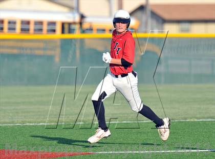 Thumbnail 3 in Windthorst vs Trenton (UIL 1A Region 2 Finals) photogallery.