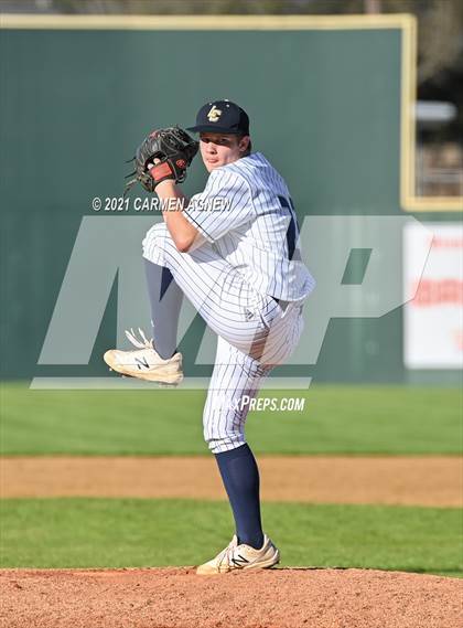 Thumbnail 1 in Lake Creek vs Lamar Consolidated photogallery.