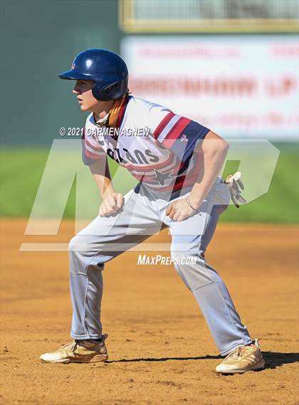 Thumbnail 1 in Lake Creek vs Lamar Consolidated photogallery.