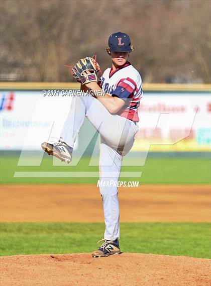 Thumbnail 2 in Lake Creek vs Lamar Consolidated photogallery.