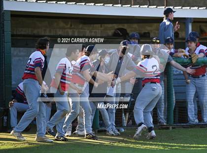 Thumbnail 2 in Lake Creek vs Lamar Consolidated photogallery.