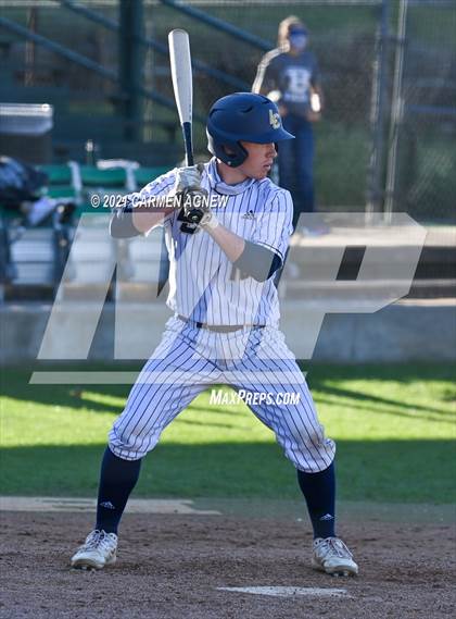 Thumbnail 2 in Lake Creek vs Lamar Consolidated photogallery.