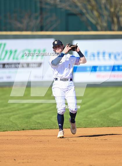 Thumbnail 1 in Lake Creek vs Lamar Consolidated photogallery.