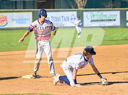Thumbnail 1 in Lake Creek vs Lamar Consolidated photogallery.