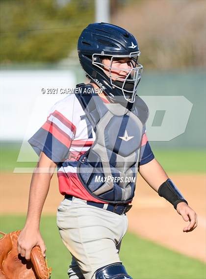 Thumbnail 3 in Lake Creek vs Lamar Consolidated photogallery.