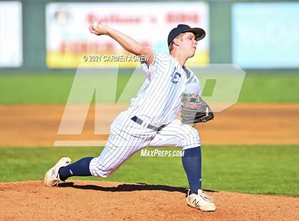 Thumbnail 1 in Lake Creek vs Lamar Consolidated photogallery.