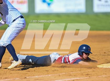 Thumbnail 3 in Lake Creek vs Lamar Consolidated photogallery.