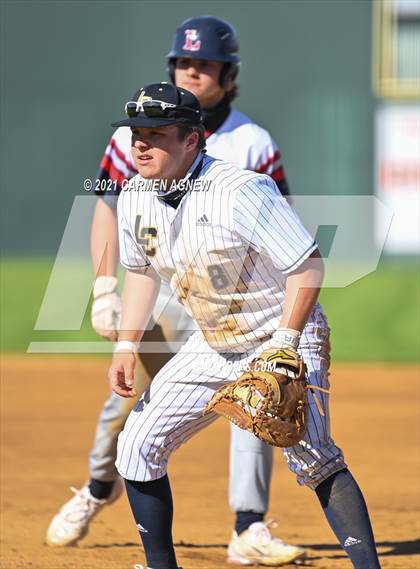 Thumbnail 1 in Lake Creek vs Lamar Consolidated photogallery.