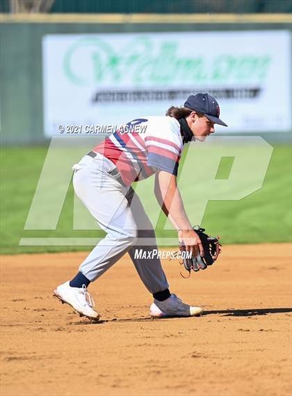 Thumbnail 3 in Lake Creek vs Lamar Consolidated photogallery.