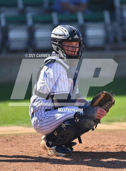 Thumbnail 1 in Lake Creek vs Lamar Consolidated photogallery.