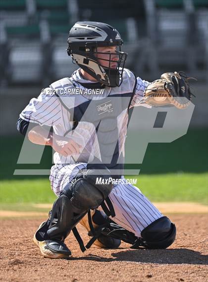 Thumbnail 2 in Lake Creek vs Lamar Consolidated photogallery.