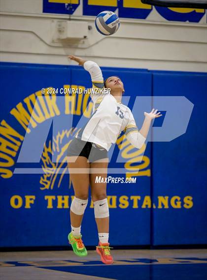 Thumbnail 2 in Vistamar @ Muir (CIF-SS Division 8 Round 1) photogallery.